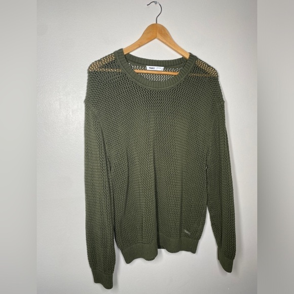 Aritzia TNA Alameda Crochet Crewneck Sweater // Fatigue - Picture 4 of 9